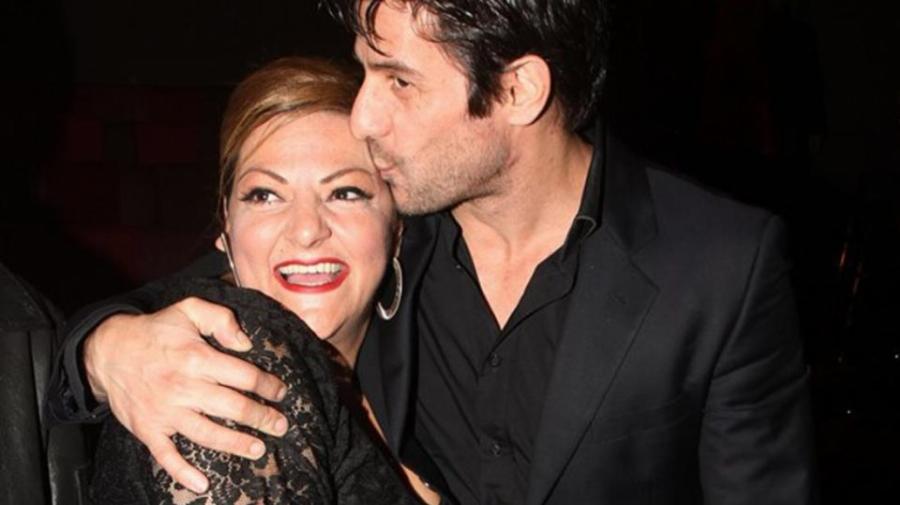 Βίκυ Σταυροπούλου: «Χώρισα και βρέθηκα από καλοπαντρεμένη, άφραγκη, φοιτήτρια στη σχολή με ένα μωρό»