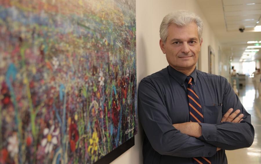 Μόνο υπερηφάνεια: Πανελλήνια πρωτιά στη χειρουργική αντιμετώπιση του παγκρεατικού καρκίνου από τον κ. Γρηγόρη Τσιώτο