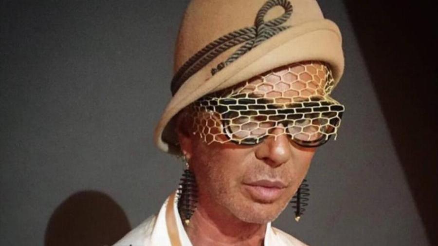 Λάκης Γαβαλάς: Ο άγνωστος γάμος του, η εγκυμοσύνη της συζύγου του και οι 15 μήνες στη φυλακή