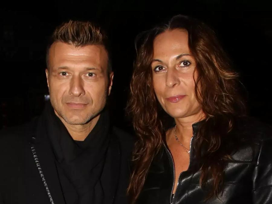 Γιάννης Πλούταρχος: Η κομμωτική, η πολύτεκνη οικογένεια, το ταλέντο των παιδιών του και η κρίση στο γάμο του