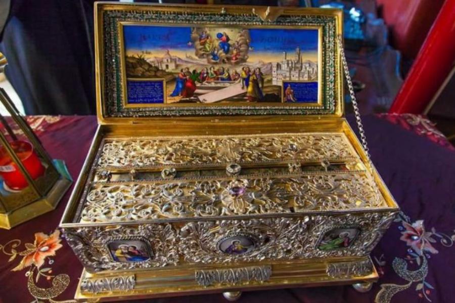 Μέγα το θαύμα της Αγίας Ζώνης: «Έμεινα έγκυος μετά από χρόνια ατεκνίας»