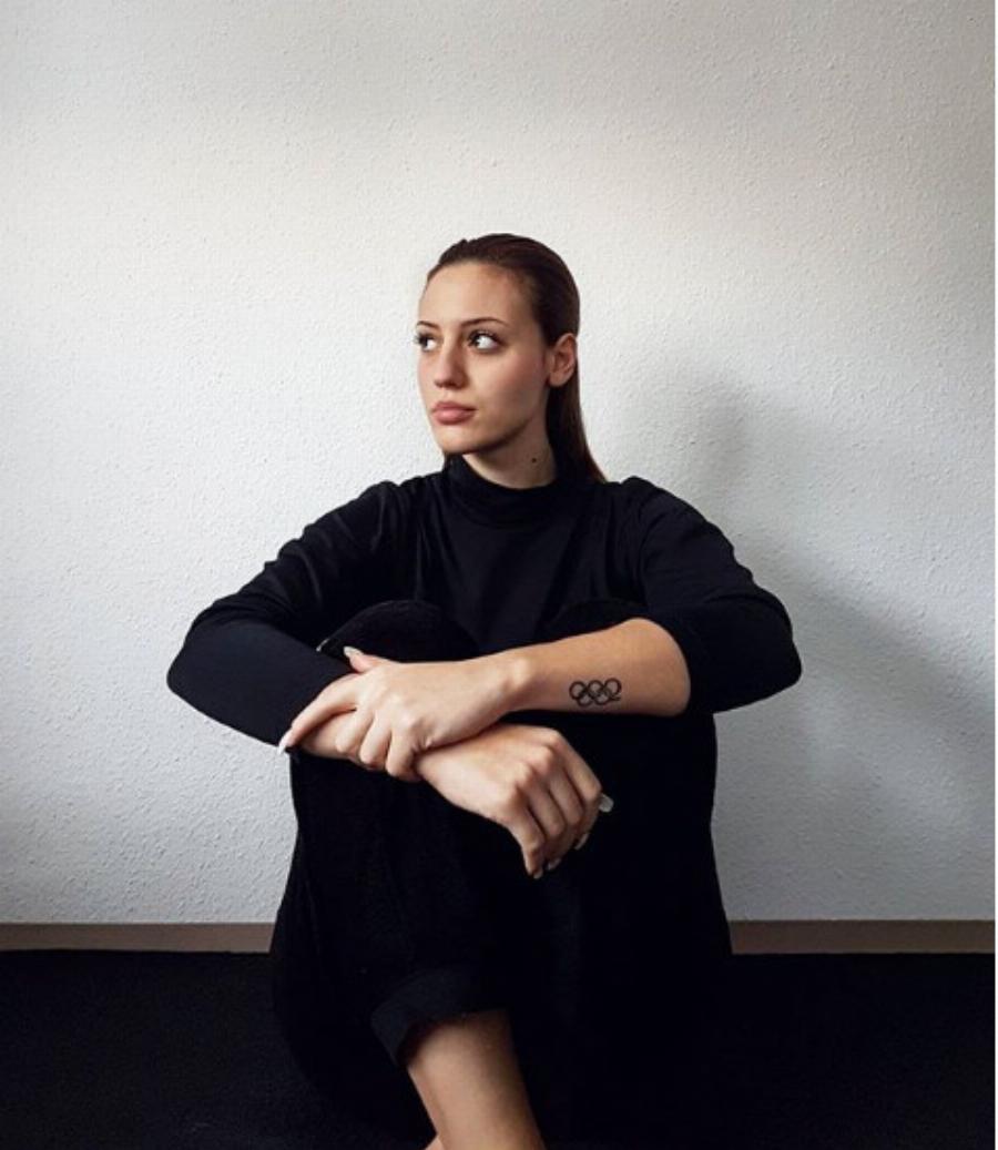 Καλλονή, επιτυχημένη και Ολυμπιονίκης: Η γήινη ομορφιά της Άννας Κορακάκη την κάνει να είναι η πιο εντυπωσιακή γυναίκα