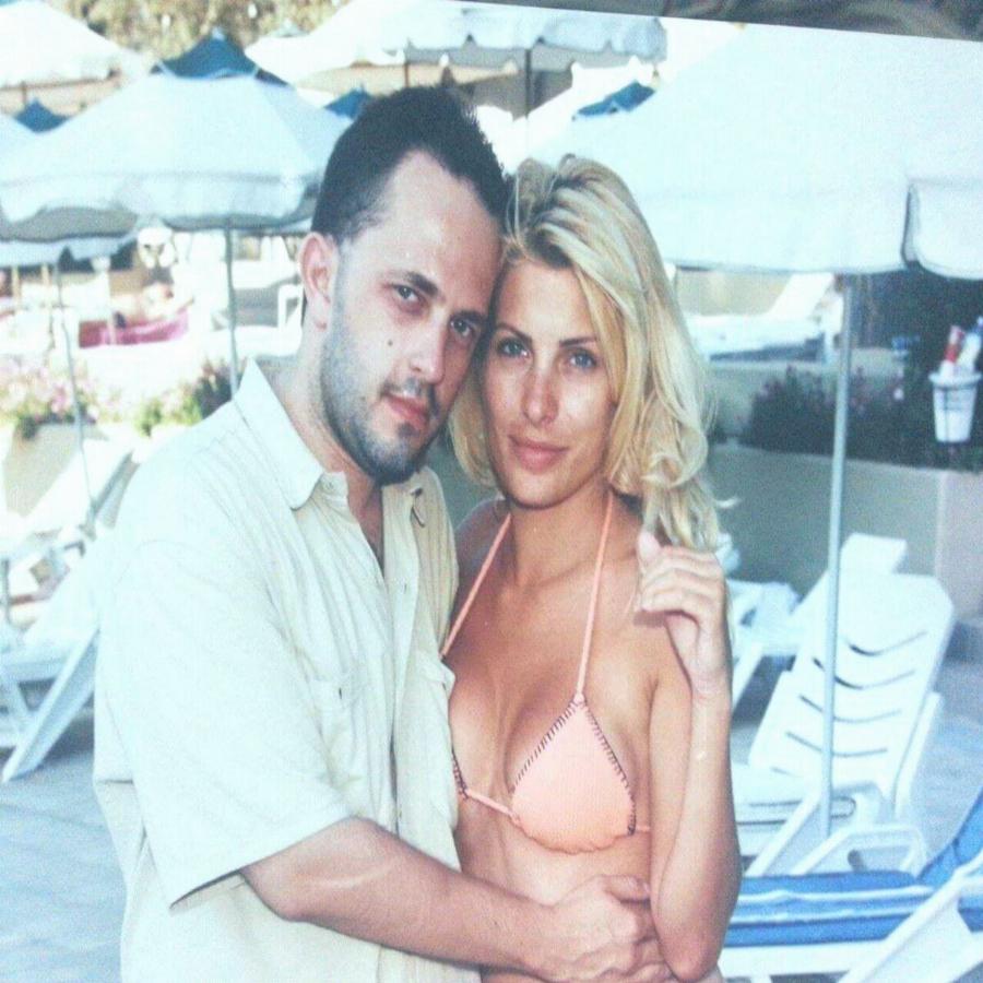 Σαν να μην πέρασε μία μέρα από τα 90s στο… σήμερα: Οι αλλαγές στο σώμα της Ελένης Μενεγάκη και οι φωτογραφίες με μαγιό  