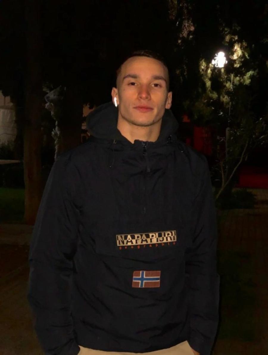 Συγχαρητήρια: Επέστρεψε στα 22 του στα θρανία και πέρασε Ιατρική με 19.875 μόρια