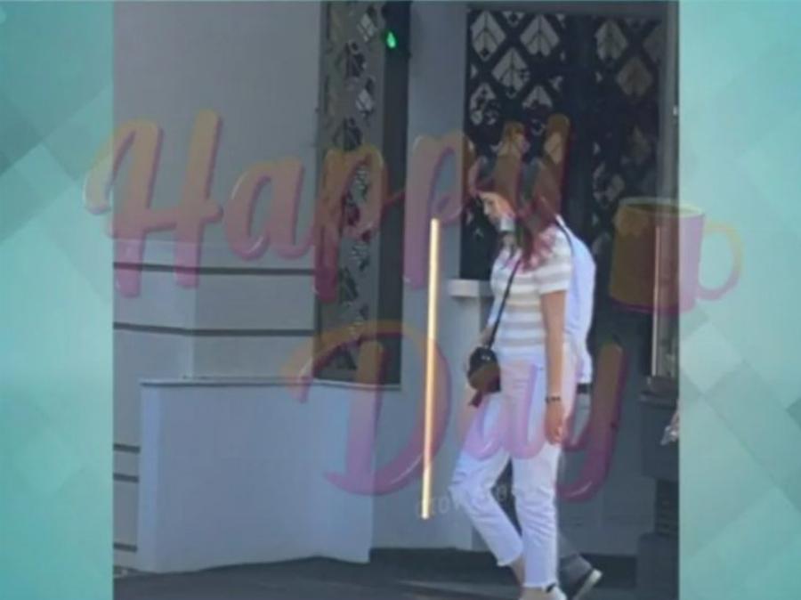 Κανείς δεν πήρε χαμπάρι ότι είναι η Αθηνά Ωνάση: Μελαχρινή, ατημέλητη και χωρίς άντρες της ασφάλειας στο Μόντε Κάρλο