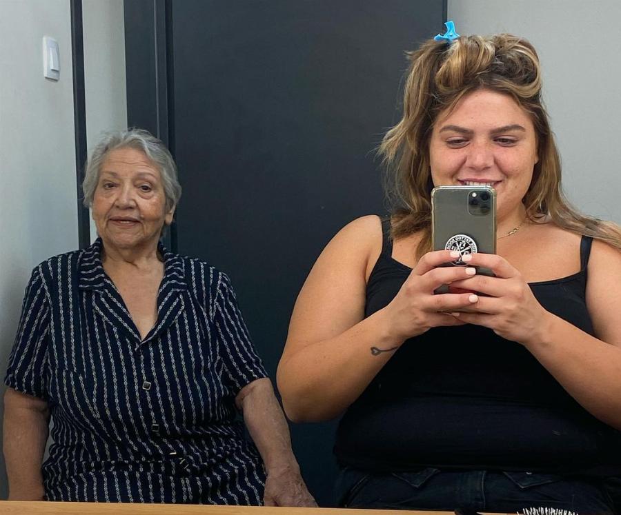 Δανάη Μπάρκα για την γιαγιά της: «Παρακαλάω να υπάρχεις να μεγαλώσεις και τα δικά μου παιδιά να μάθουν τι σημαίνει νοιάξιμο και ξεγνοιασιά»