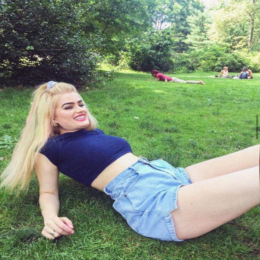 Εντελώς άλλος άνθρωπος: Δεν θα την αναγνώριζε ούτε η Καγιά – Η εντυπωσιακή εμφάνιση της Σοφίας Χατζηπαντελή πριν το μονόφρυδο