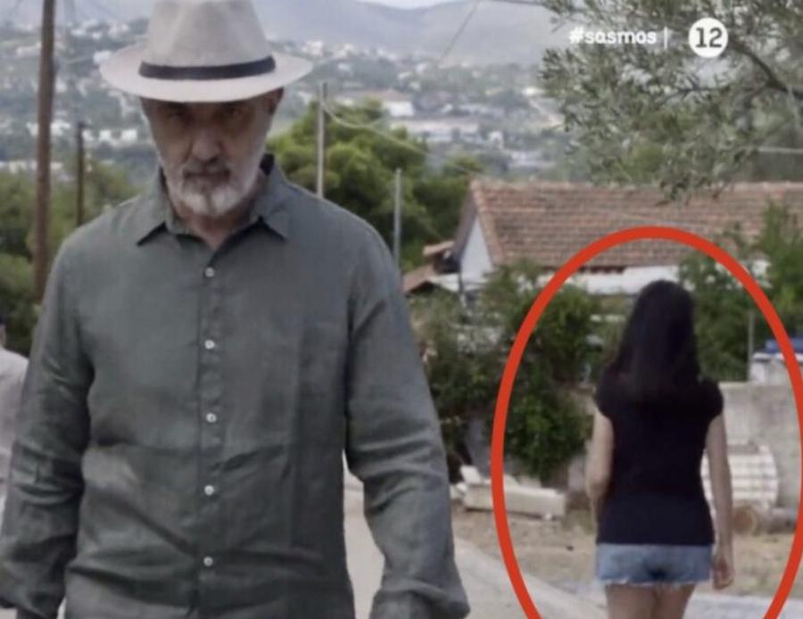 Κάνουν τον γύρο του διαδικτύου: Νέα σκηνοθετική «γκάφα» στον Σασμό με τις 2 φωτογραφίες-έπος που έγιναν viral