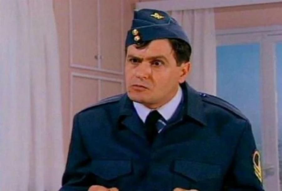 Γιάννης Καπετάνιος: Ο λόγος που δεν παντρεύτηκε ποτέ, οι μέρες της πείνας, η ψυχολογική υποστήριξη και η «επίσκεψη» του νεκρού αδελφού του