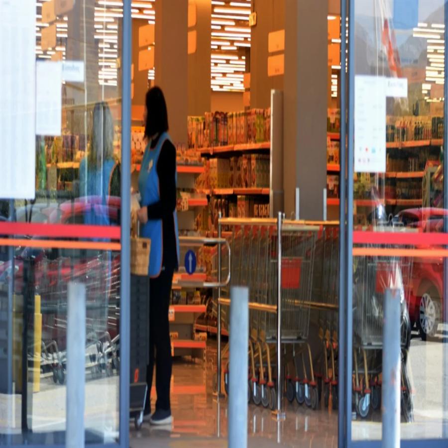 Μεγάλη ανατροπή με τον Σκλαβενίτη: Η απόφαση που φέρνει ανατροπές στην ελληνική αγορά