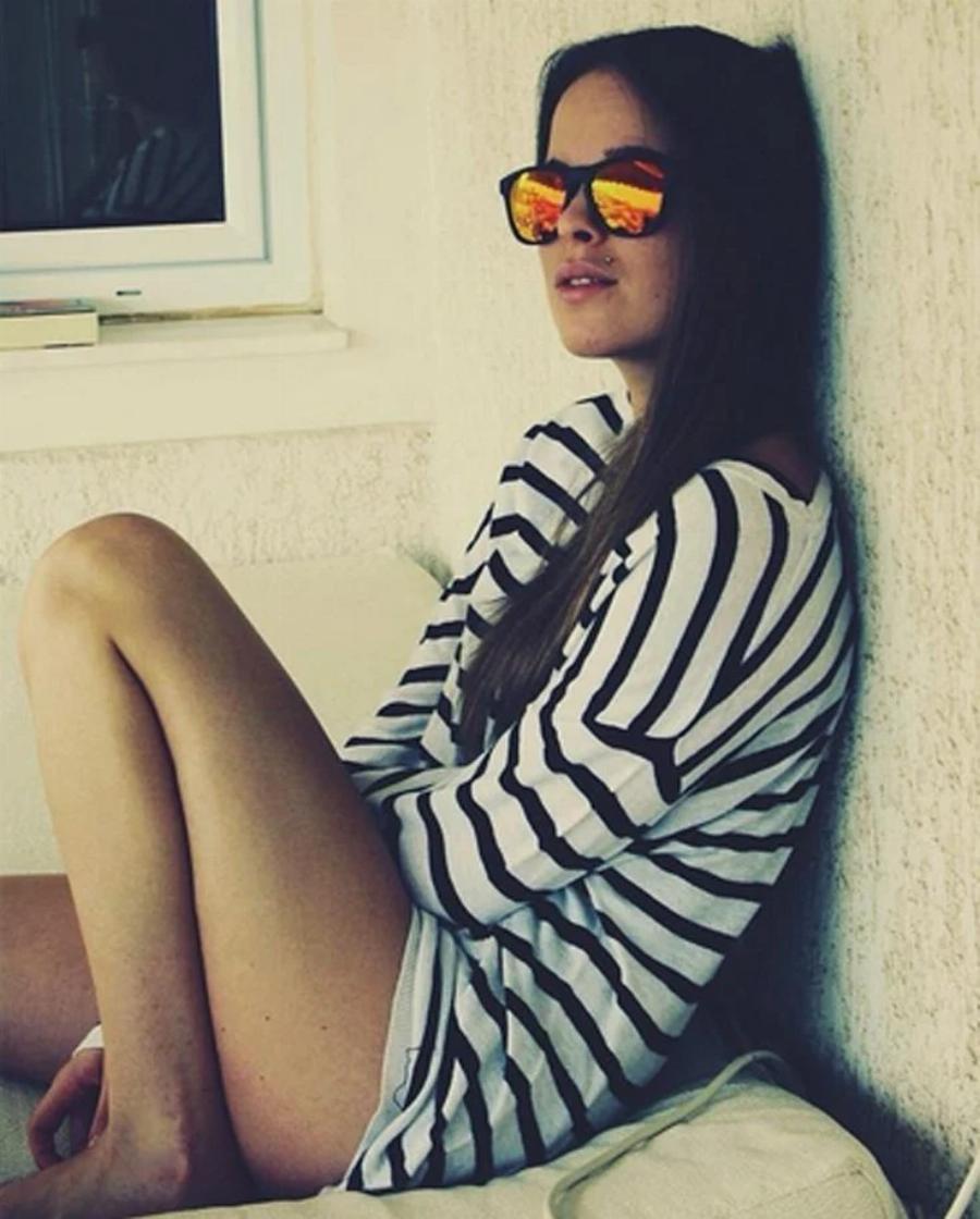 Εκρηκτική σαν τη μαμά της: Η κόρη της Ίνας Λαζοπούλου έφτασε τα 25 και είναι μία κούκλα