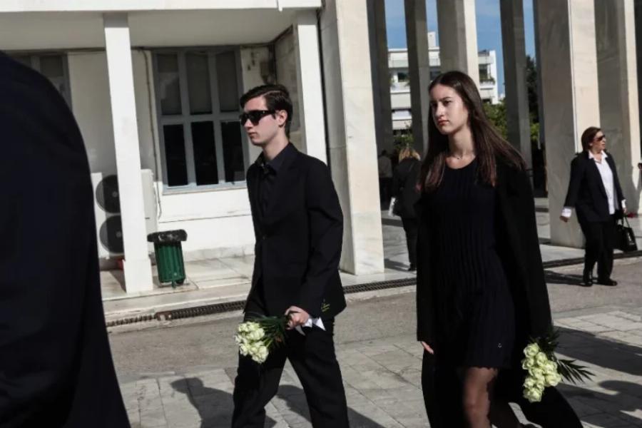 Φώφη Γεννηματά: Σε κλίμα συγκίνησης το μνημόσυνο για τον έναν χρόνο από τον θάνατό της