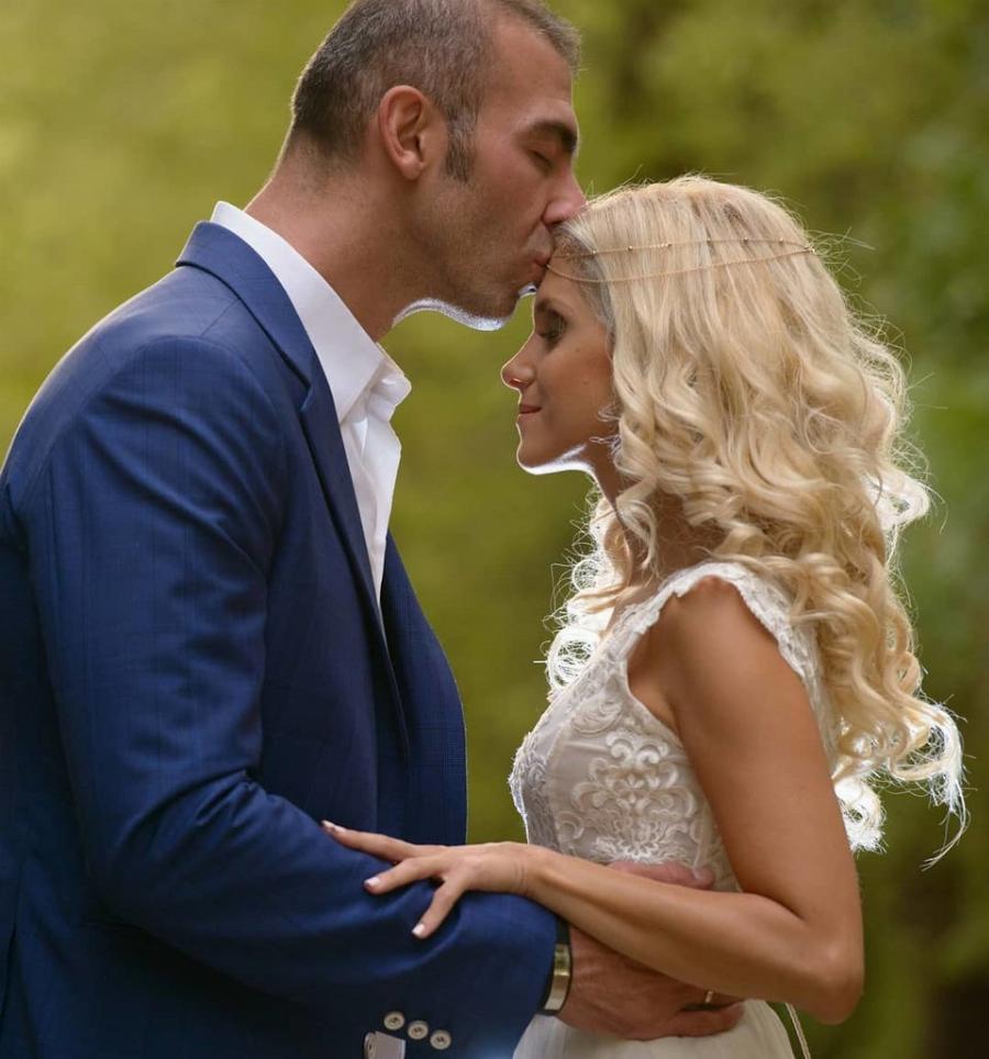 «Δεν θα κρυφτούμε, δεν θα κλειστούμε σπίτι»: Ανατριχιάζει η Δώρα Τσαμπάζη για τον Αλέξανδρο Νικολαΐδη