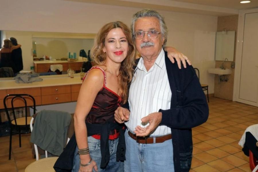 Παράτησε την υποκριτική και ο γιος του είναι ηθοποιός: Σήμερα ο διευθυντής από το «Θα βρεις το δάσκαλό σου» είναι αγνώριστος