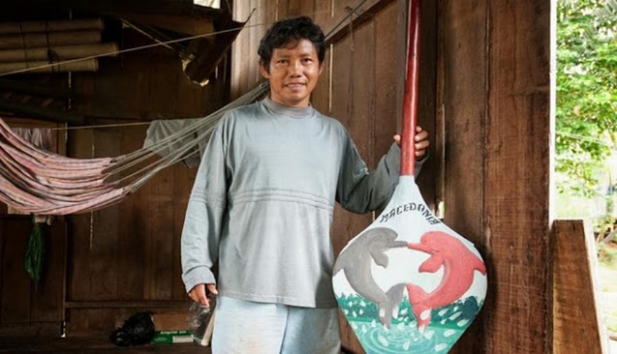 Η Μακεδονία του Αμαζονίου: Ο Δημήτρης Μαχαιρίδης και ο Διονύσης Κουρής έφτασαν μετά απο οδοιπορικό σε ένα μυθικό χωριό