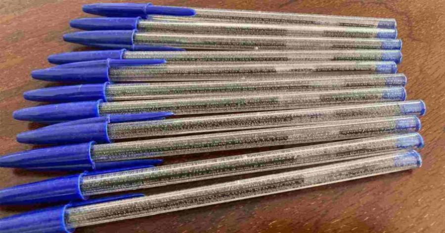 Τον έπιασε στα πράσα: Καθηγήτρια Νομικής αποκάλυψε το πιο απίστευτο σκονάκι σε στυλό Bic που σκαρφίστηκε ένας φοιτητής