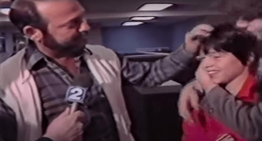 Δεν άντεξε την τραγωδία: Πατέρας σκότωσε τον βιαστή του 10χρονου γιου του μπροστά στους δημοσιογράφους