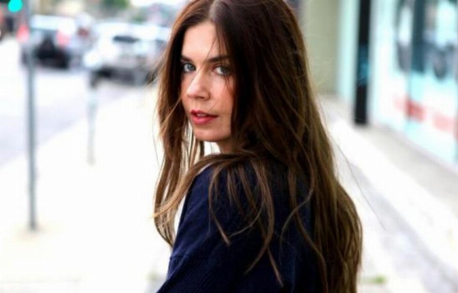 Ωρίμασε, έχει δύο παιδιά και είναι «άλλη»: Η «εξαφάνιση» της Κατερίνας Μουτσάτσου και η καινούργια ζωή της