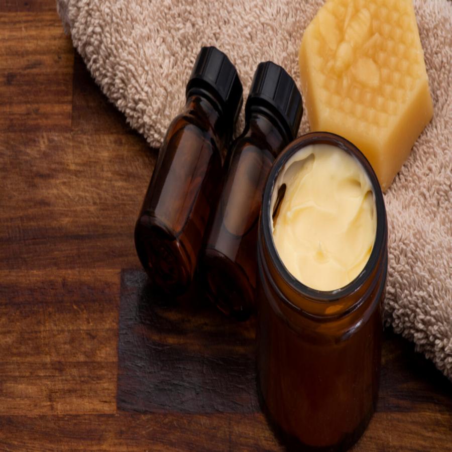 Πως να φτιάξετε κεραλοιφή στο σπίτι γρήγορα και φθηνά: Η μυστική συνταγή των γιαγιάδων