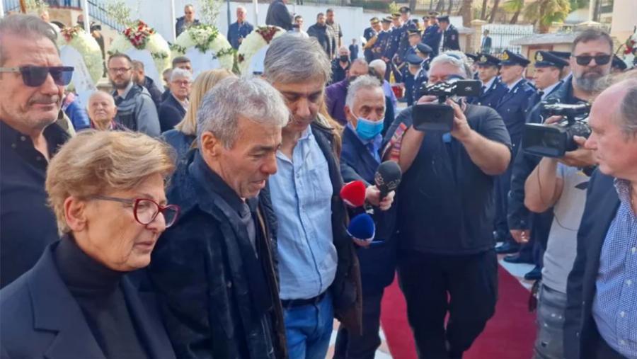 Αλέξανδρος Νικολαΐδης: Λύγισαν και οι πέτρες στην κηδεία του – «Παλικάρι μου, αετέ μου, πώς θα το περάσω αυτό»