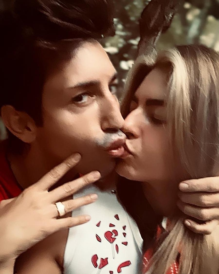 Παντρεύεται ο Κωνσταντίνος Εμμανουήλ: Με τη μέλλουσα γυναίκα του γνωρίστηκαν πριν δύο εβδομάδες