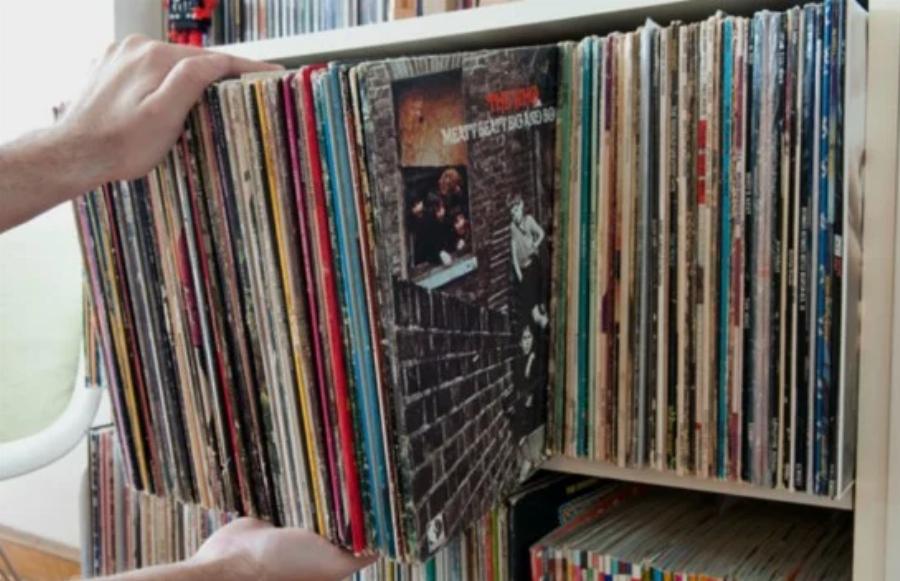 Θα ψάχνουν για ώρες: Οι 7 ασφαλείς κρυψώνες για τα χρήματα και τα κοσμήματά σας για να ξεγελάσετε τους κλέφτες