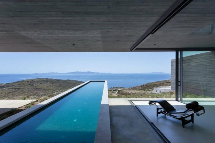 Υπερπολυτελής βίλα στην Τήνο σαρώνει κάθε βραβείο και αφήνει τους πάντες με το στόμα ανοιχτό χάρη στην αρχιτεκτονική της