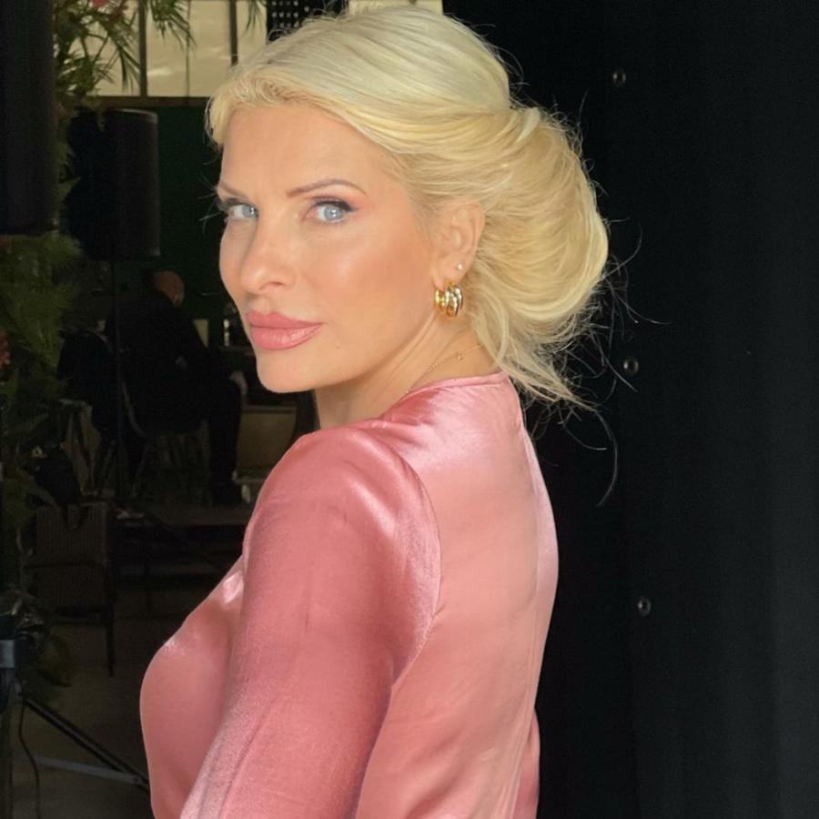 Όχι δεν είναι από τα Μελίσσια: Αυτή είναι η αληθινή καταγωγή της Ελένης Μενεγάκη που λίγοι γνωρίζουν