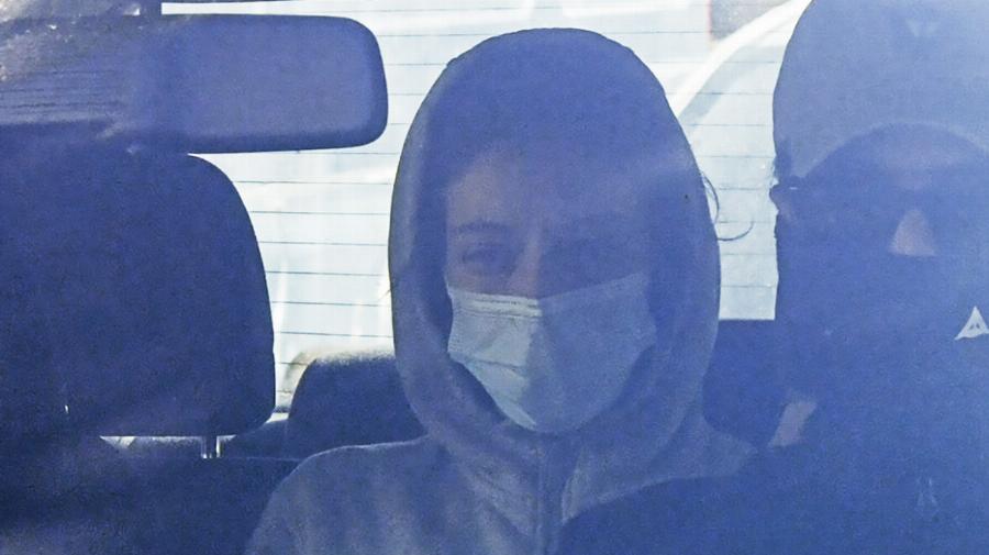 Φρίκη και αποτροπιασμός: Η μητέρα της 12χρονης έβαζε τα παιδιά να ζητάνε φαγητό, λεφτά και φάρμακα