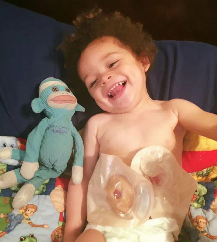 «Έσφαξε με το γάντι»: Μητέρα δίνει την καλύτερη απάντηση σε γυναίκα που προσέβαλε τον γιο της για το πρόβλημα υγείας του