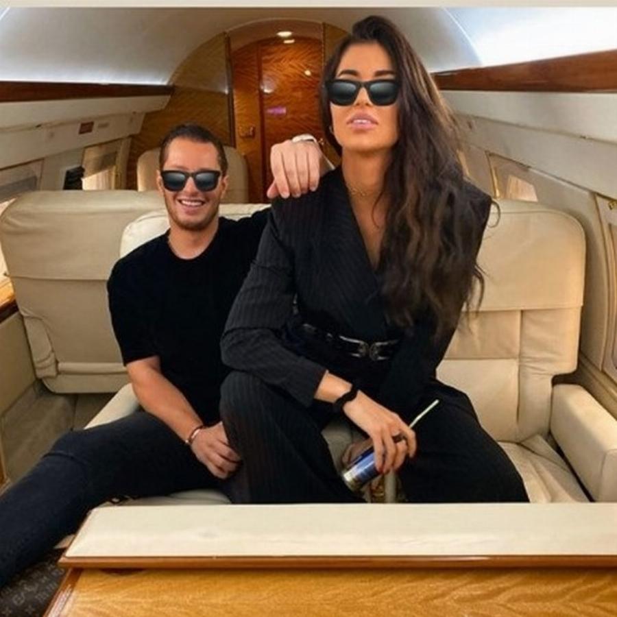 Η «εμμονή» με τα φίλτρα και η αντίδραση του κοινού: Η χλιδάτη ζωή της Ιωάννας Μπέλλα στο Dubai και οι πλαστικές επεμβάσεις