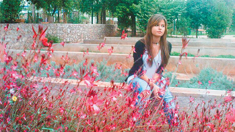 Κραυγή αγωνίας από την μητέρα της Μυρτώς: «Μυρτώ μου, με κοιτάζεις με αυτό το βλέμμα σου που κραυγάζει ένα πελώριο ως πότε;»