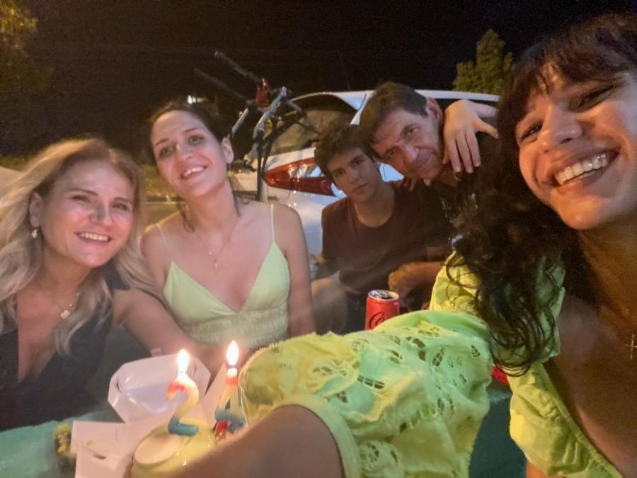 Τρισευτυχισμένος ο Γεράσιμος Σκιαδαρέσης: Η οικογενειακή ευτυχία σε μια ανάρτηση με τα παιδιά και τη σύζυγό του