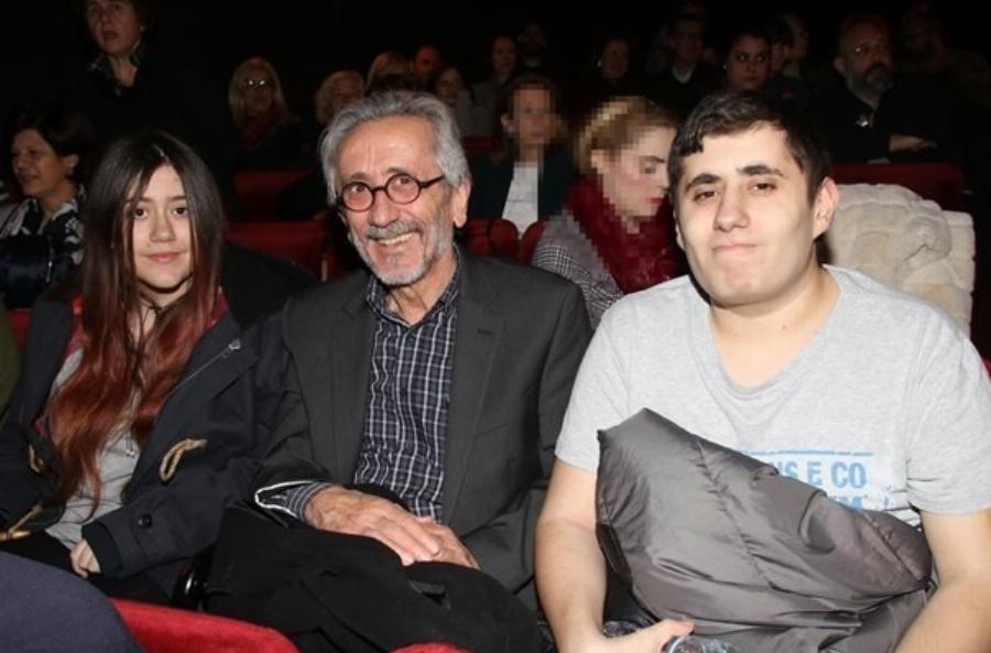 Τάσος Παλαντζίδης: Τα 16 χρόνια σχέσης, ο γάμος, η οικογένεια, οι οικονομικές δυσκολίες και οι τρεις δουλειές για να τα βγάλει πέρα