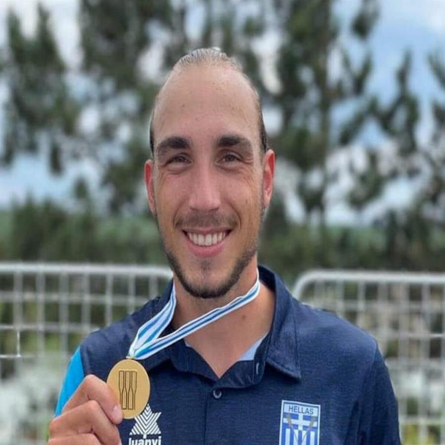 Λύγισε Έλληνας πρωταθλητής κωπηλασίας: «Χορηγοί μου είναι μόνο οι γονείς μου»