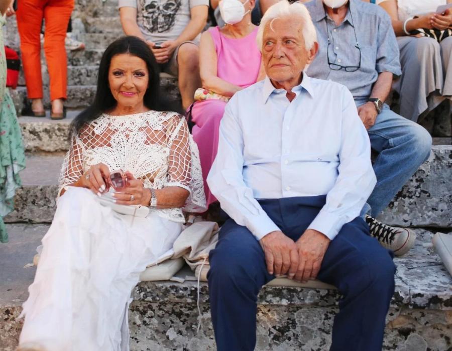 Λίγοι το γνωρίζουν: Ο Πύρρος Αναγνωστόπουλος είναι ο γοητευτικός σύντροφος της Ζωζώς Σαπουντζάκη