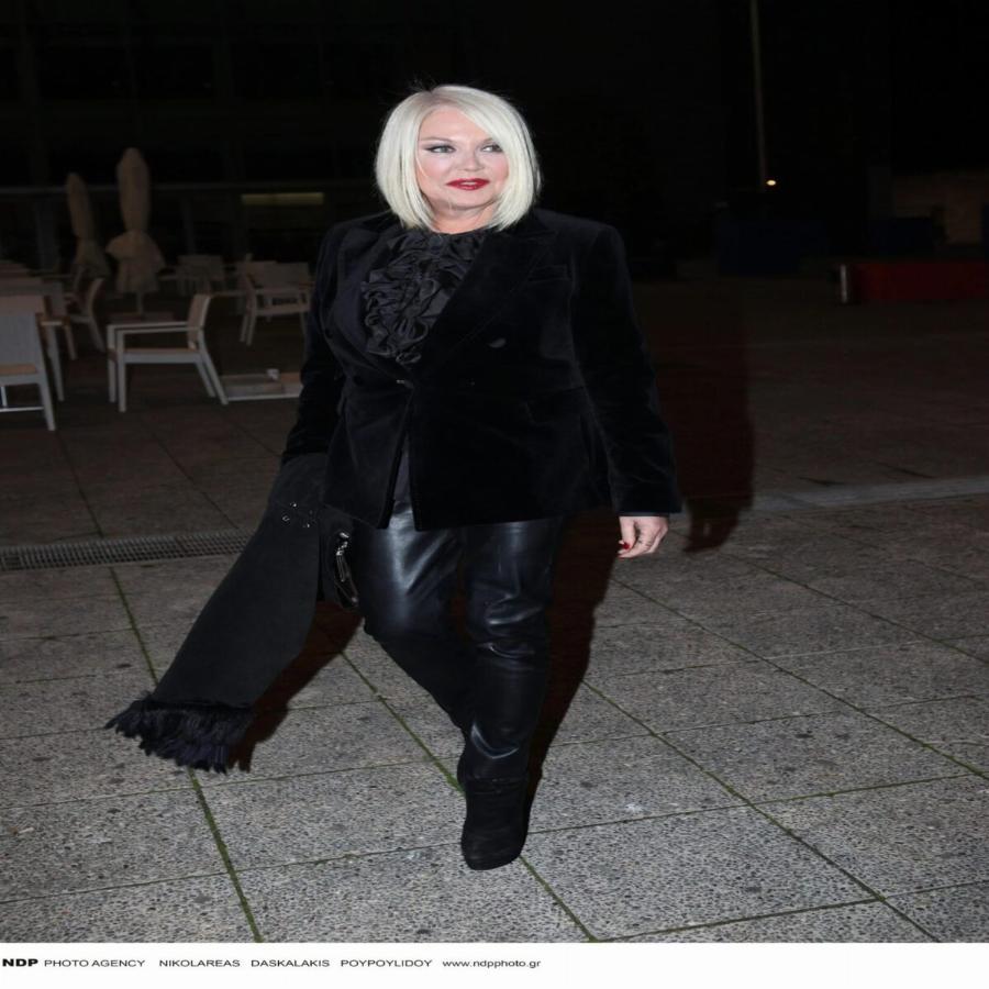 Βασανίζεται από πολυμυοσίτιδα: Η σπάνια πάθηση της Ρούλας Κορομηλά, τα επώδυνα συμπτώματα και ο δύσκολος αγώνας