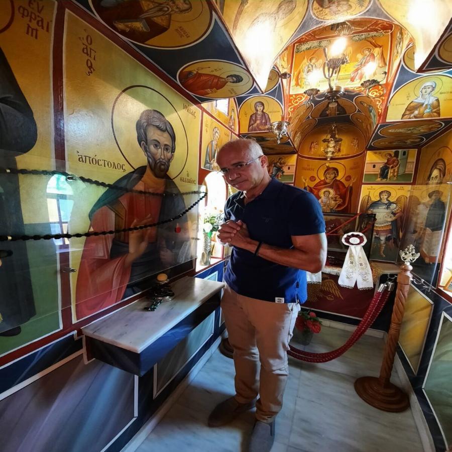 Γιώργος Μητσικώστας: Το προσκύνημα στον θαυματουργό Άγιο Ιούδα Θαδδαίο στην εκκλησία του