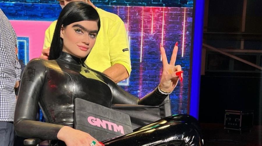 Τεράστια αλλαγή: Με νέα εικόνα η Σοφία Χατζηπαντελή μετά το τέλος της από το GNTM