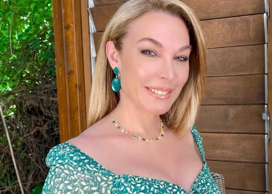 Κανένα μπότοξ: Αυτό είναι το μυστικό της Τατιάνας Στεφανίδου για την αλαβάστρινη επιδερμίδα της