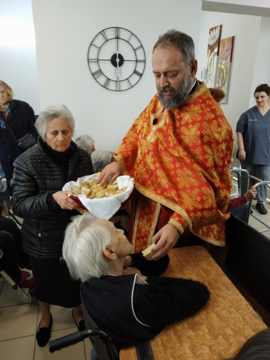 Μυστήριο με τον θάνατο του: Ποιος είναι ο Αρχιμανδρίτης που βρέθηκε νεκρός στο σπίτι του στα Πατήσια