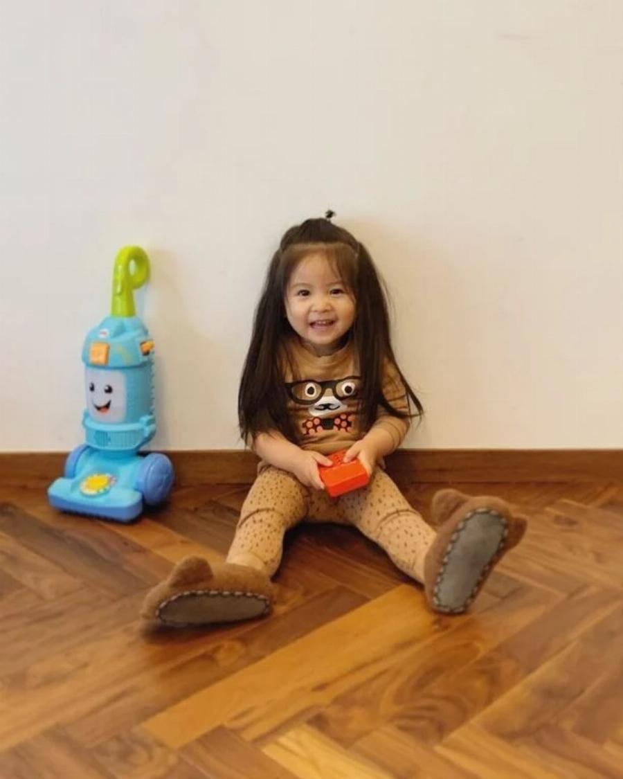 Το viral μωρό με τα πιο πλούσια και όμορφα μαλλιά στον κόσμο έγινε 7 ετών και μοιάζει με άγγελος