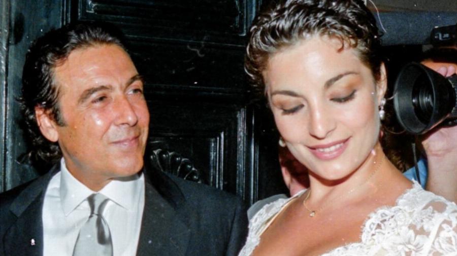 Το τηλεφώνημα που «λύγισε» την Άντζελα Γκερέκου: Το άγνωστο σκηνικό με τον Τόλη Βοσκόπουλο