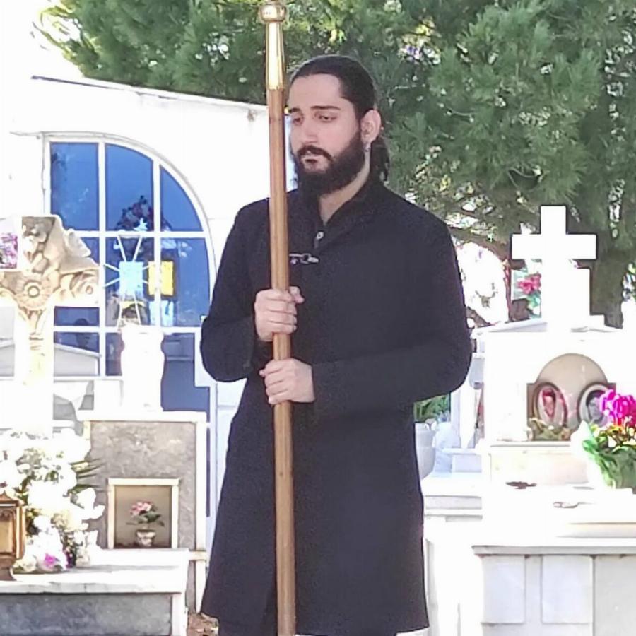 Δεν το πήρε κανείς χαμπάρι: Ο γιος του Δημήτρη Ήμελλου έχει εμφανιστεί στον Σασμό και είναι ένας κούκλος