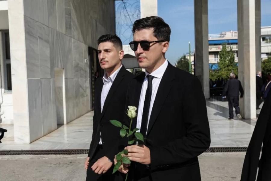 Φώφη Γεννηματά: Σε κλίμα συγκίνησης το μνημόσυνο για τον έναν χρόνο από τον θάνατό της