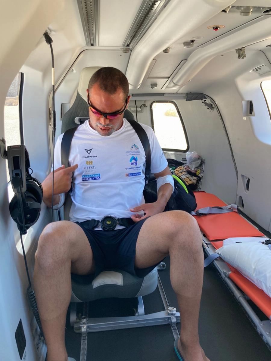 Σπύρος Χρυσικόπουλος: Ο Έλληνας που κολύμπησε από την Ρόδο στο Καστελόριζο σε 64 ώρες χωρίς διακοπή