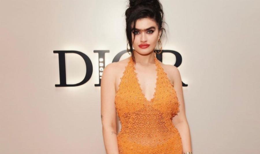 Σοφία Χατζηπαντελή: Το μοντέλο με το μονόφρυδο που άλλαξε το GNTM, τάραξε την ελληνική τηλεόραση και βγάζει 1,5 εκατ. λίρες ετησίως