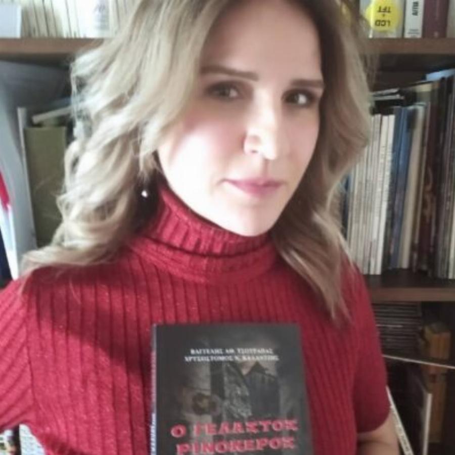 Θυμίζει «καφέ της χαράς»: Το παραδοσιακό σπίτι των Σκιαδαρέση-Μάλφα με την μεγάλη βιβλιοθήκη, τα ξύλινα έπιπλα και τους όμορφους πίνακες