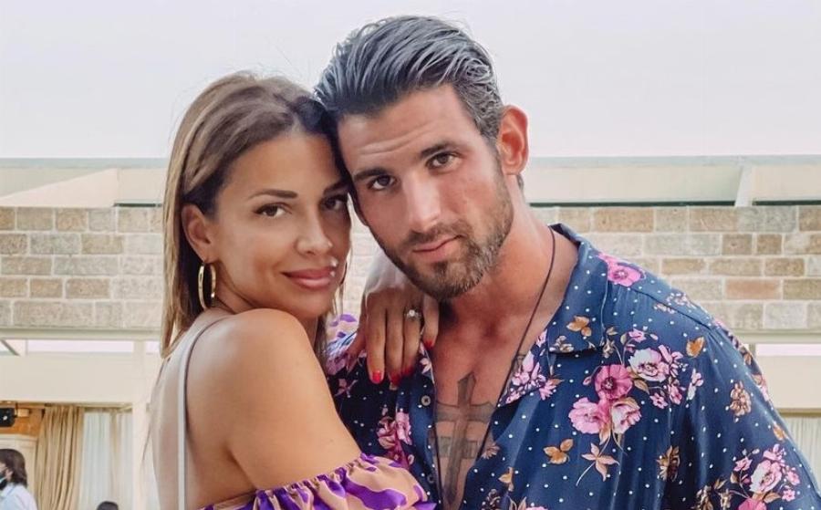 Η ηλικία δεν παίζει ρόλο: Οι 7 διάσημοι Έλληνες που ερωτεύτηκαν και παντρεύτηκαν μεγαλύτερές τους