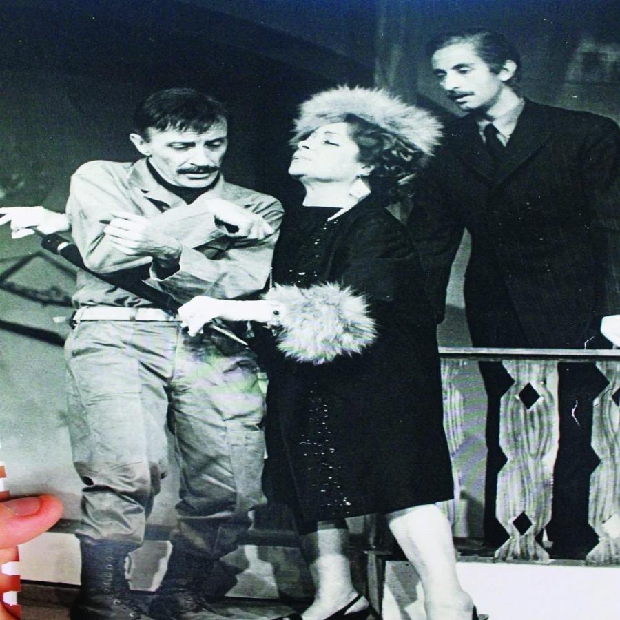 «Εγώ τα χρήματά μου τα έφαγα στο καζίνο»: Σήμερα ο Μανώλης Δεστούνης στα 85 του μιλάει για όλους και για όλα